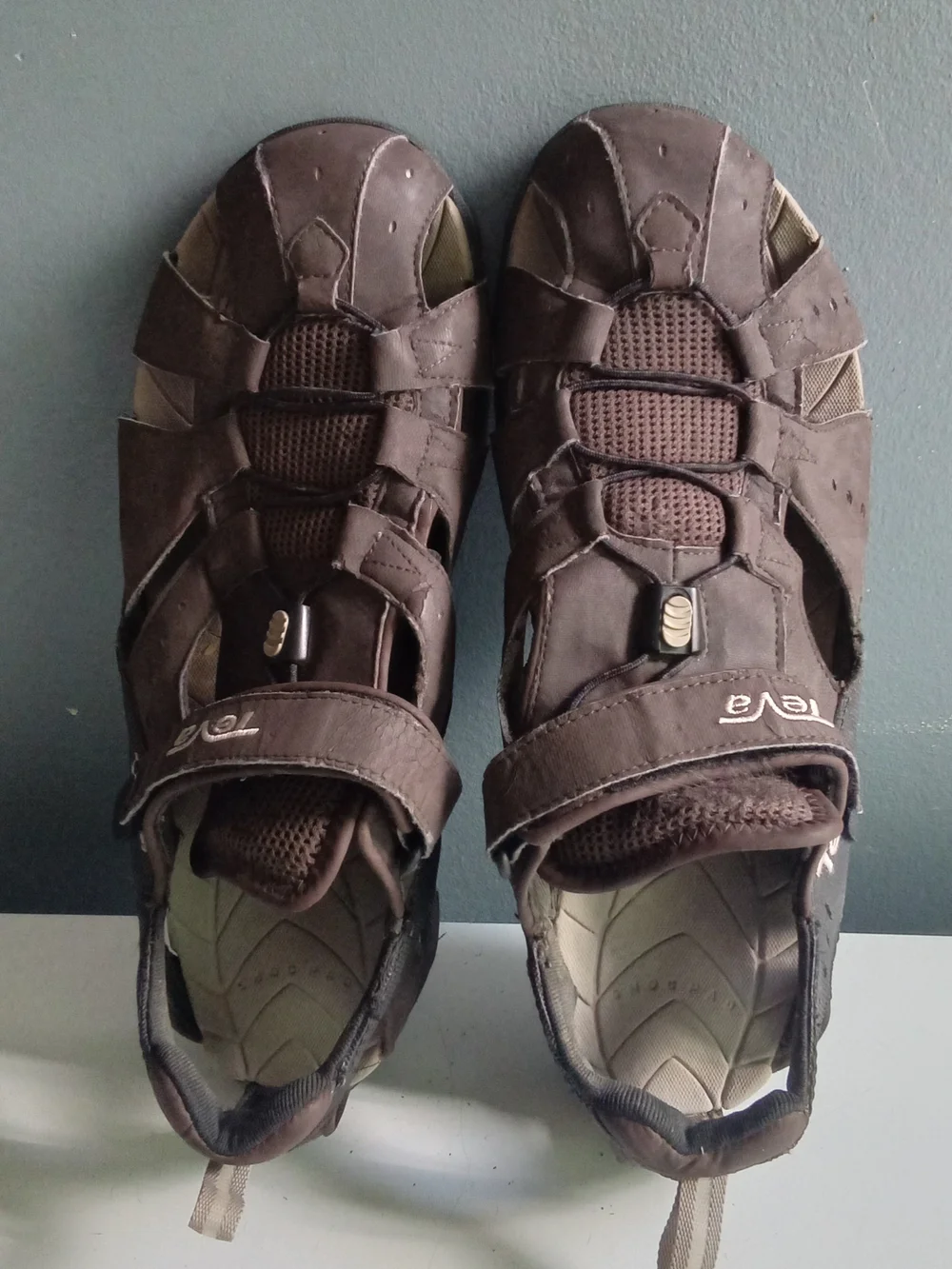 Teva Dozer Brown Nubuck Mesh Hybrid Hiking Sandals Mens Closed Toe Water Shoes